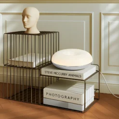 Aplicación de mesa/pared LED Lindby Fjora, blanco/cromo, Ø 30 cm, atenuable.