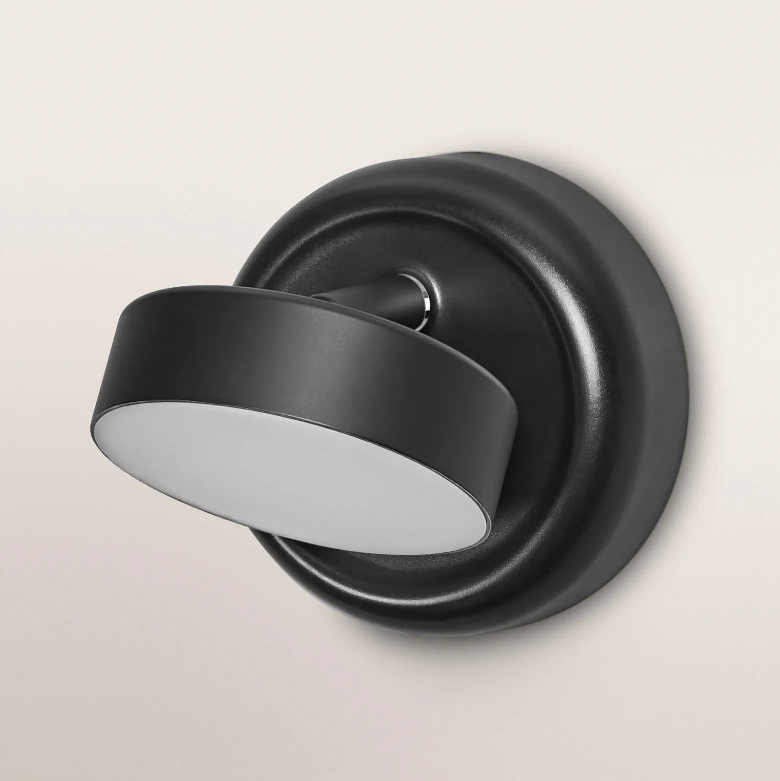 Apliqué de pared recargable LED NIGHTLUX ROUND de OSRAM, negra, con regulador