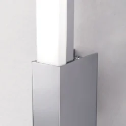 Aplique de baño estrecho Argo con LED, IP44 60,5cm