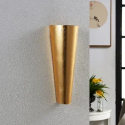Aplique de forma perfecta Conan en oro