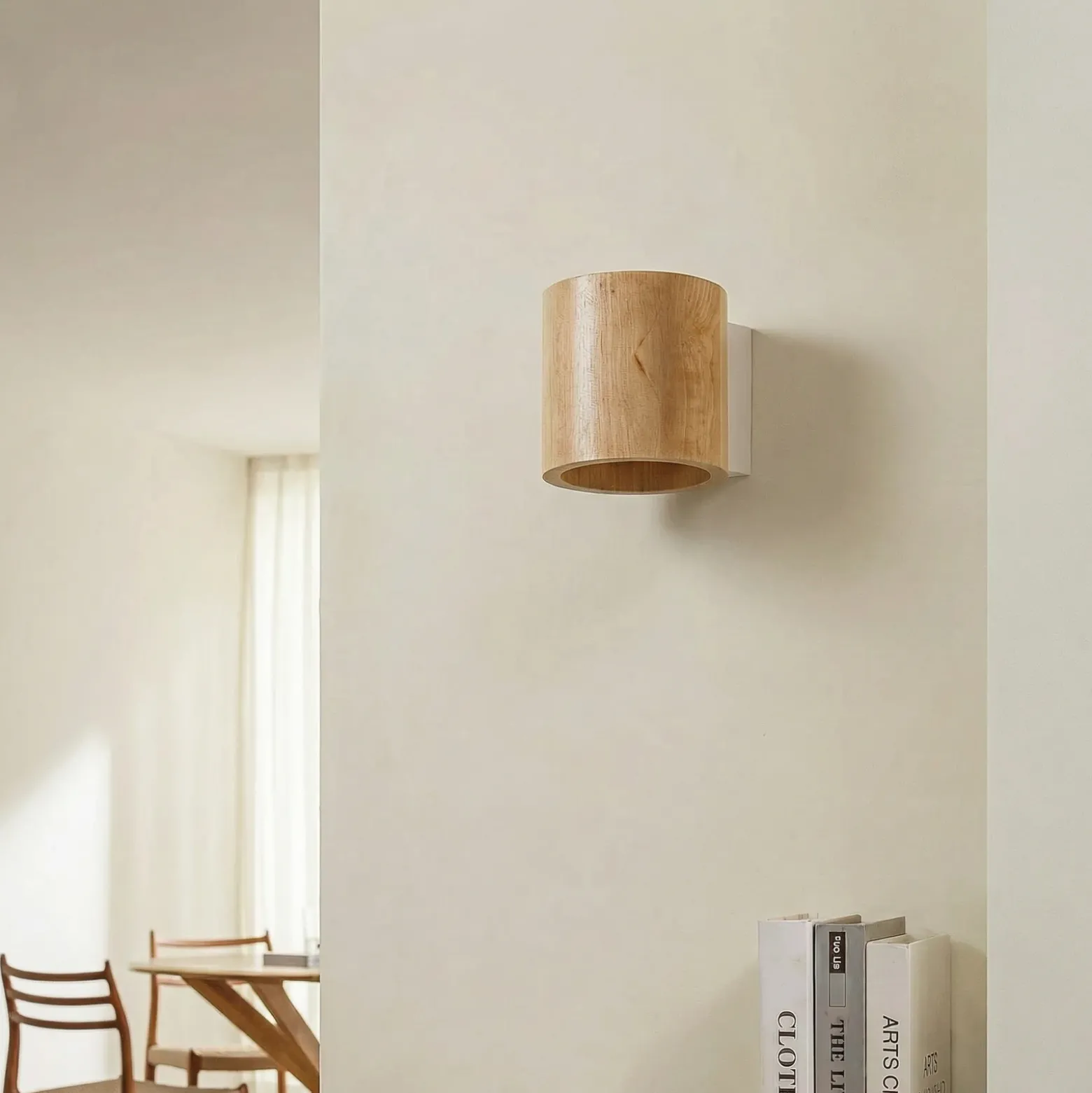 Aplique de pared Ara en forma de cilindro de madera