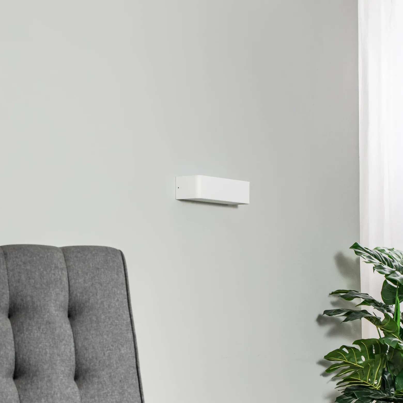 Aplique de pared Atrato, blanco, acero, ancho 35 cm
