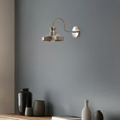 Aplique de pared Berceste, latón envejecido, metal, altura 23 cm, E27