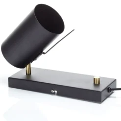 Aplique de pared Carrie atenuable con cable y enchufe