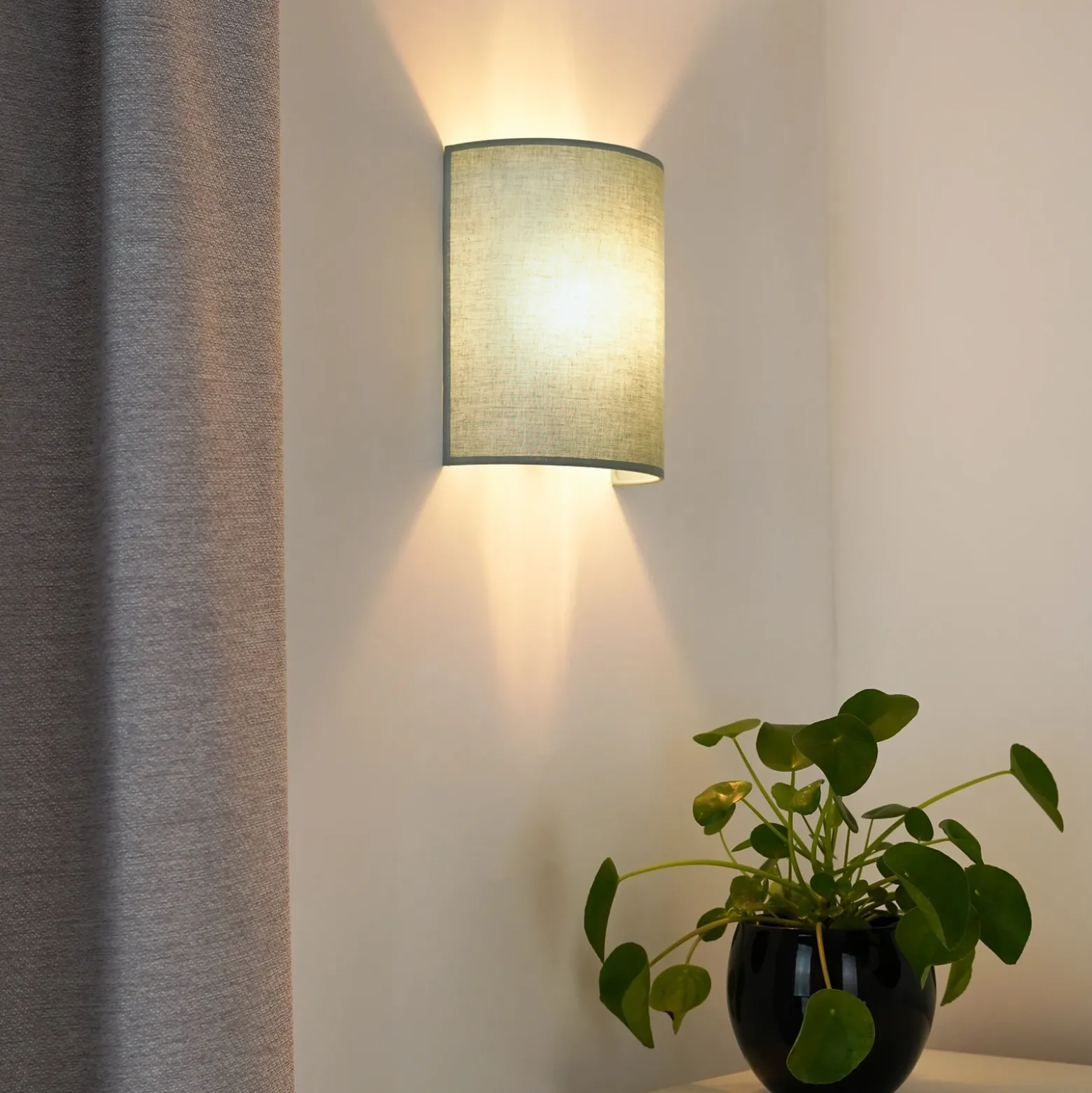Aplique de pared Celine, salvia, tela, E27