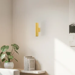 Aplique de pared Cerro, amarillo, acero, Ø 6 cm, arriba/abajo