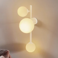 Aplique de pared Dione, 3 luces, blanco