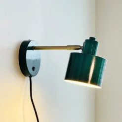 Aplique de pared Dyberg Larsen Ocean, verde oscuro, saliente 30 cm