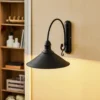 Aplique de pared Elmo, lacado en negro