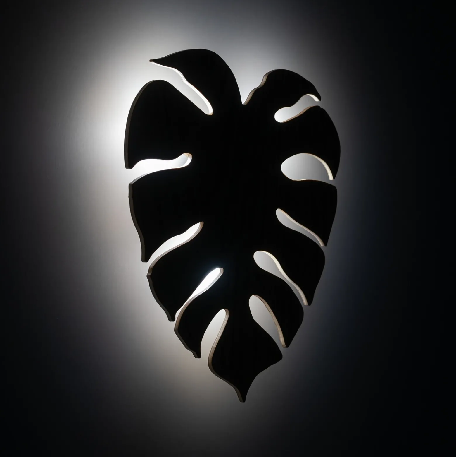Aplique de pared Envostar Folah, forma de hoja, madera clara, 40 x 35 cm