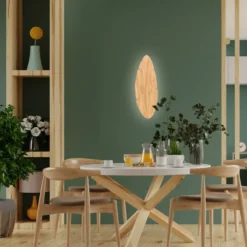 Aplique de pared Envostar Lehti, forma de hoja, madera clara, 51 x 18 cm