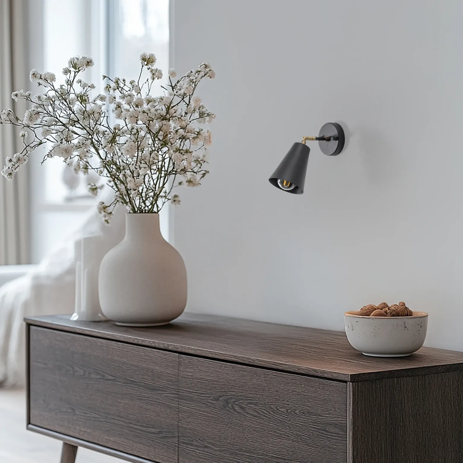 Aplique de pared Evander, negro/dorado, metal, altura 21 cm, E27