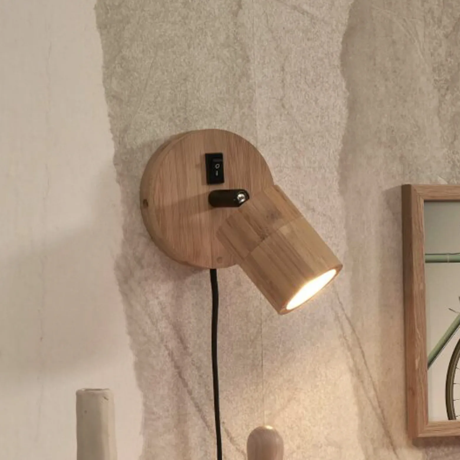 Aplique de pared GOOD & MOJO Java, con enchufe, 1 luz, color natural
