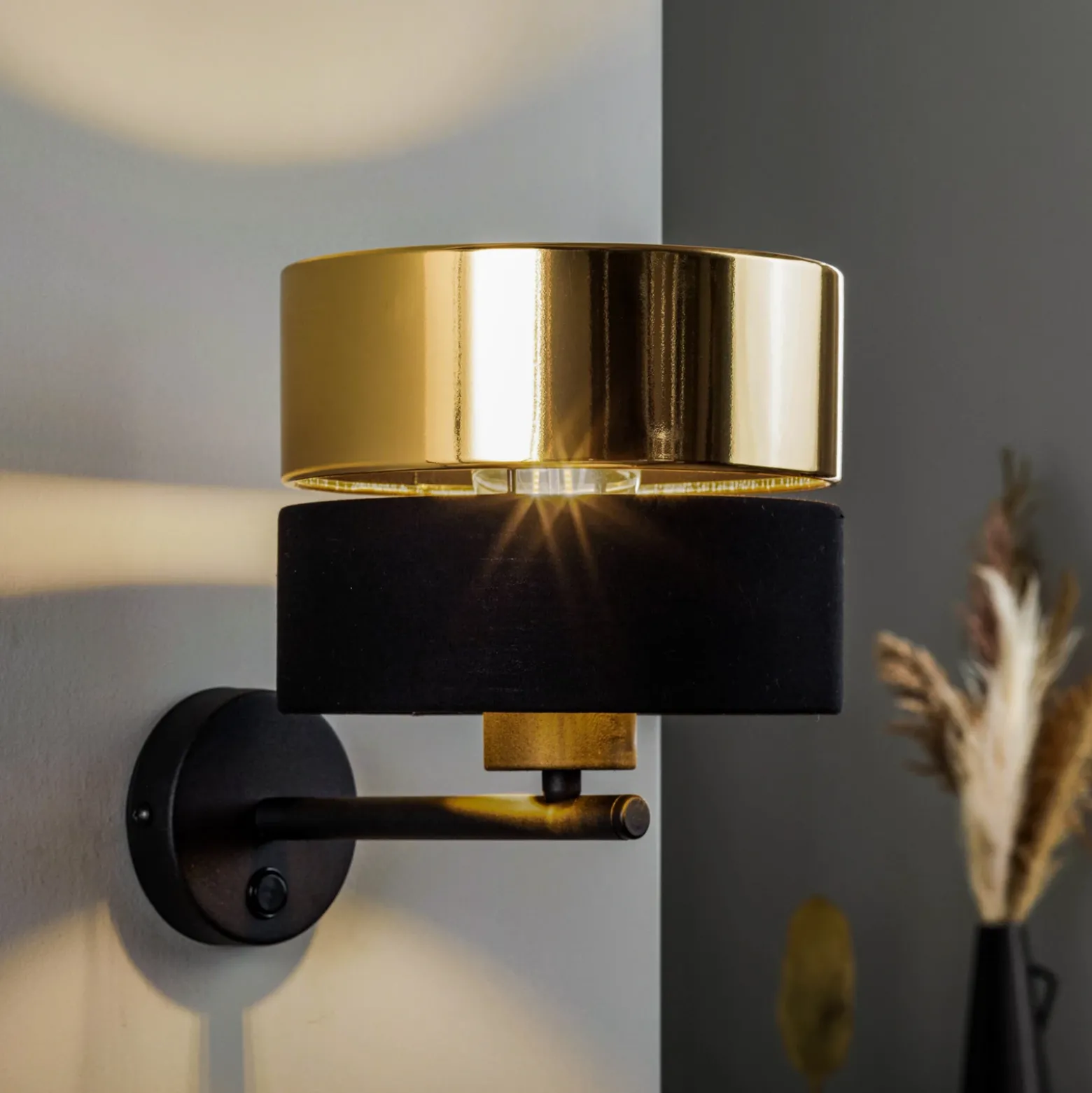 Aplique de pared Hilton, negro/dorado