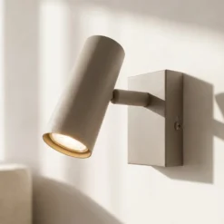 Aplique de pared Iluna de Lindby, 1 luz, marrón café, metal, GU10