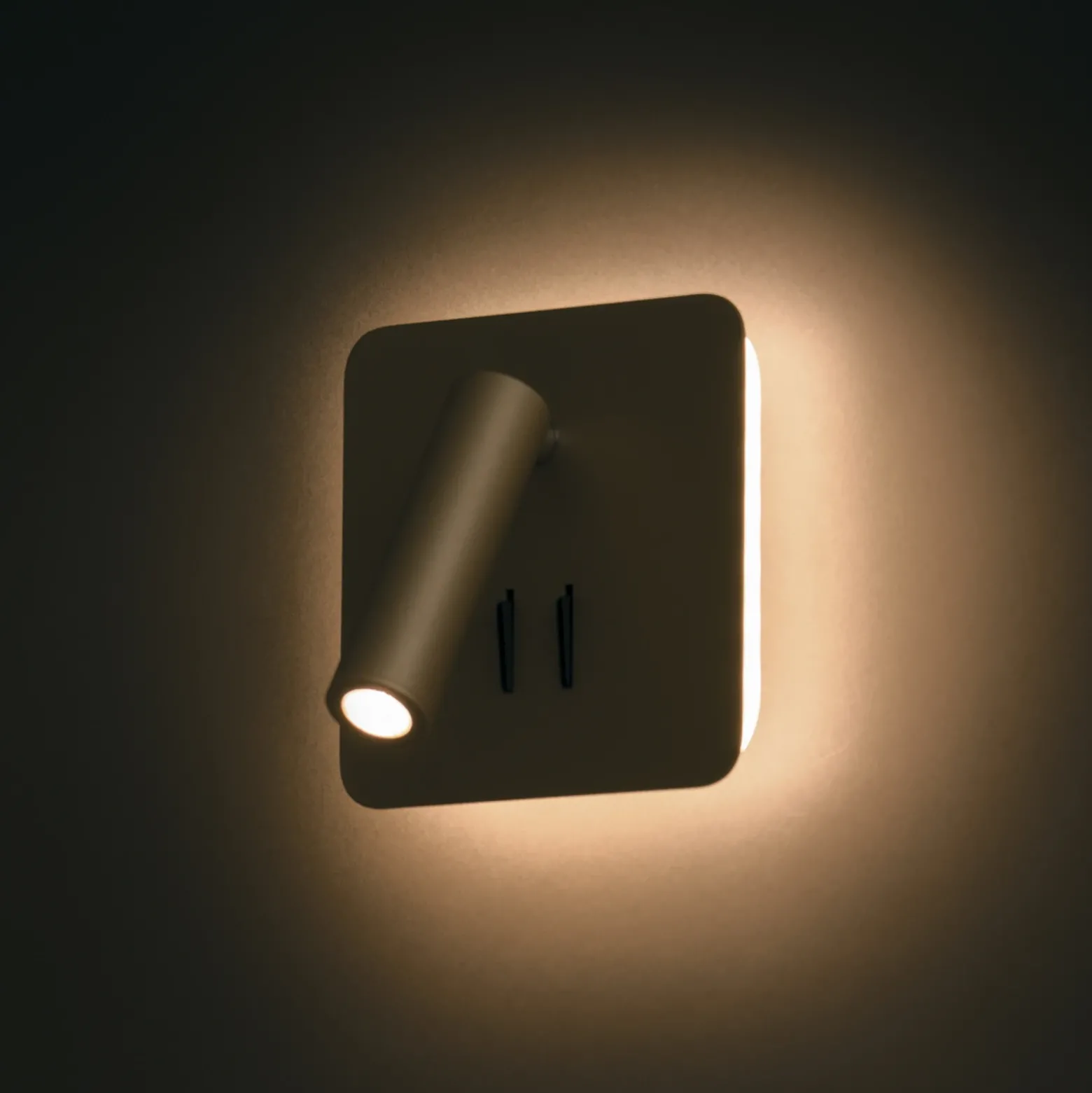 Aplique de pared iOS 176 LED, angular, negro