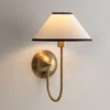 Aplique de pared IRIS de Globen Lighting, color crema, altura 32 cm