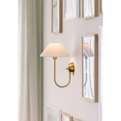 Aplique de pared IRIS de Globen Lighting, color crema, altura 32 cm