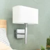 Aplique de pared Jettka con pantalla textil e interruptor