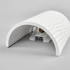 Aplique de pared Jiru de Lindby, altura 23 cm, blanco, semicircular, yeso
