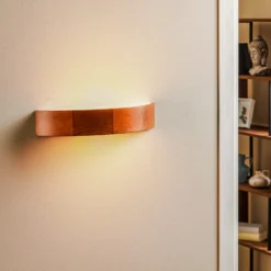 Aplique de pared Kerio, ancho 40,5 cm, pino rústico