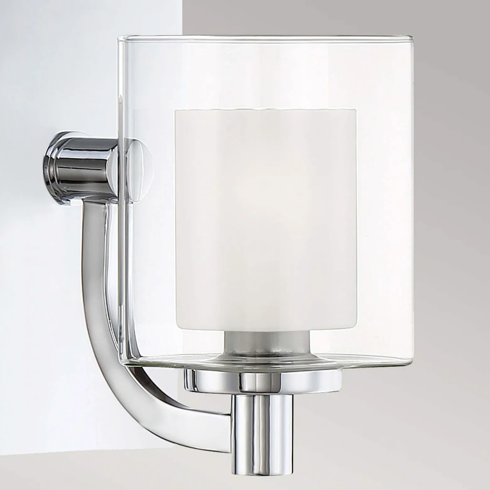 Aplique de pared Kolt IP44 con doble pantalla de cristal, 1 luz
