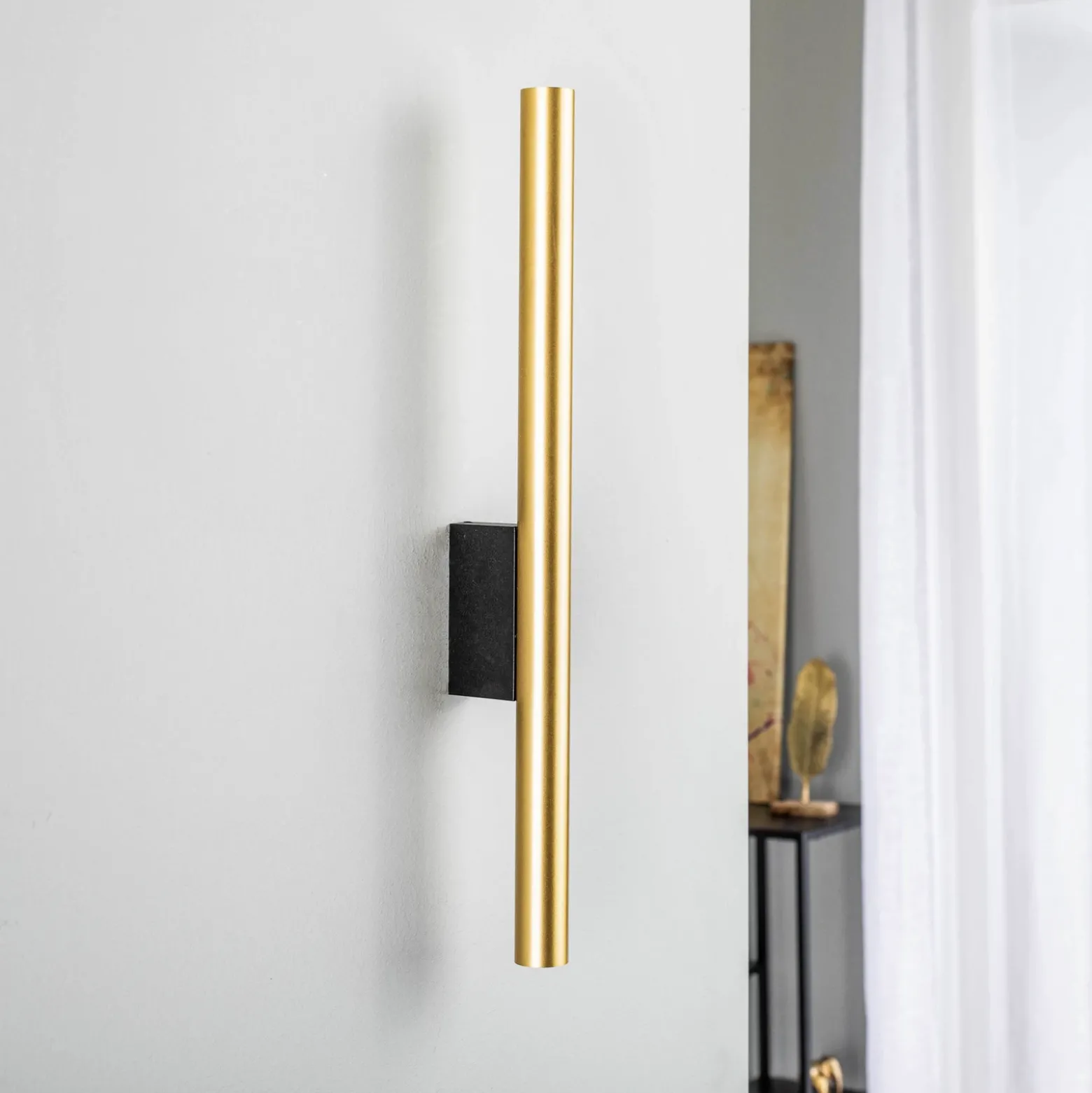 Aplique de pared Laser, latón