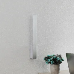 Aplique de pared LED Arcchio Ivano, altura 43 cm, aluminio cepillado