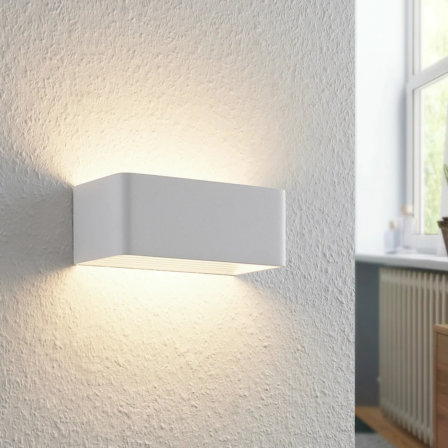 Aplique de pared LED Arcchio Karam, 20 cm, blanco, metal, arriba/abajo
