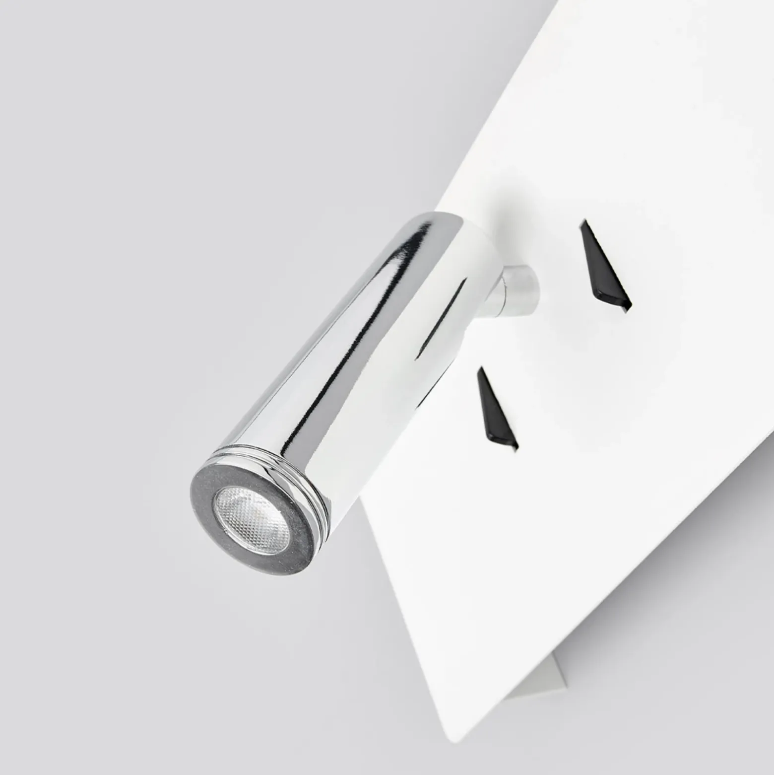 Aplique de pared LED Elske con brazo de lectura