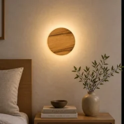 Aplique de pared LED Havana S, roble con nudos/metal, Ø 19 cm, IP44