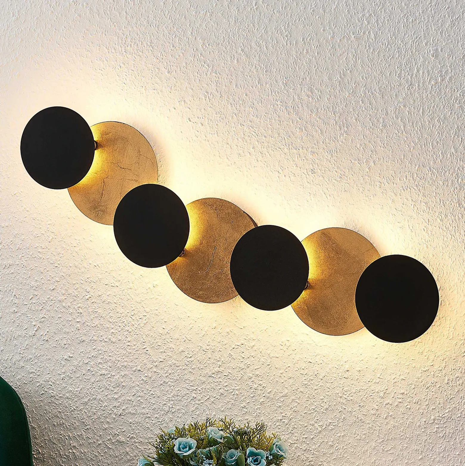 Aplique de pared LED Lindby Grazyna, 72 cm, 7 luces, regulable