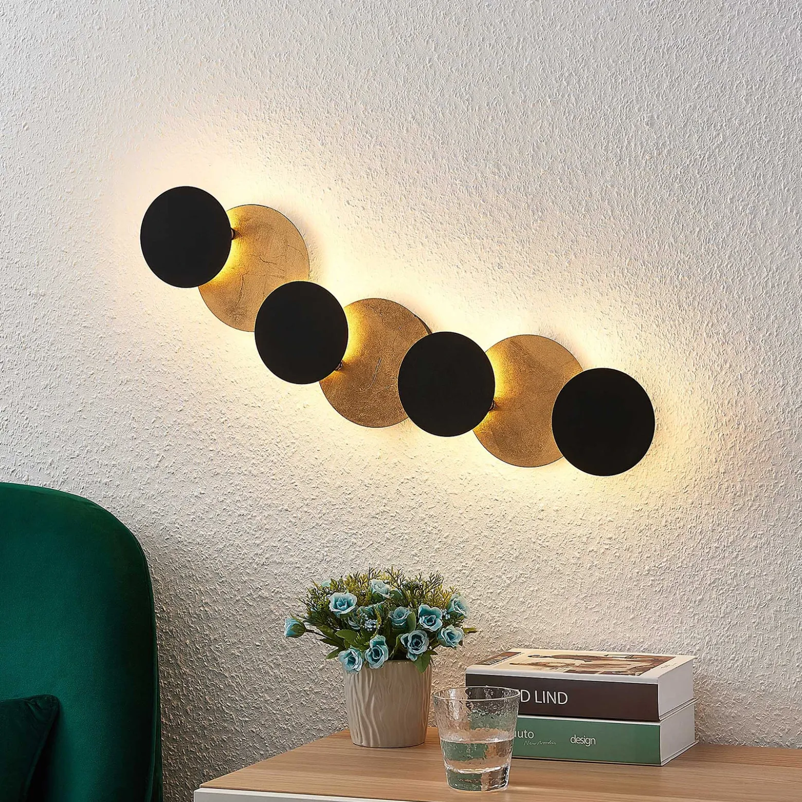 Aplique de pared LED Lindby Grazyna, 72 cm, 7 luces, regulable