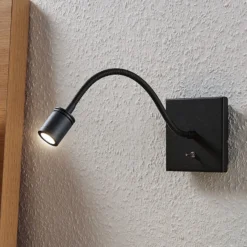 Aplique de pared LED Lindby Mayar, negro, metal, lámpara de lectura, 11cm