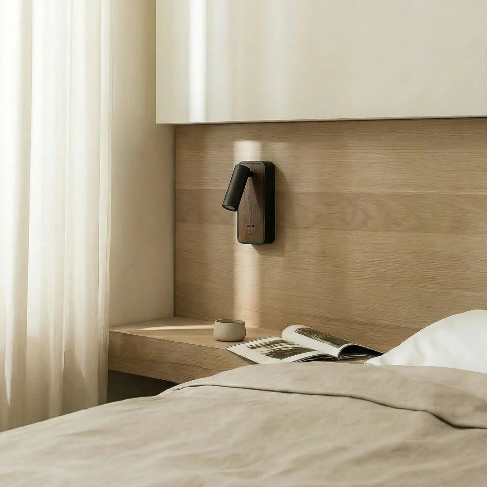 Aplique de pared LED Lindby Tallis, negro, USB-C, orientable