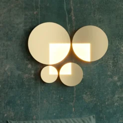 Aplique de pared LED Maytoni Jupiter, dorado, Ø 44,8cm