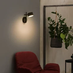 Aplique de pared LED OSRAM Decor Kyoto, negro, atenuable, con enchufe