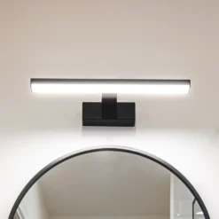 Aplique de pared LED Pandella 1, longitud 40 cm, negro, aluminio