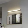 Aplique de pared LED Philippa de Lindby, angular, 89 cm, color aluminio, IP44