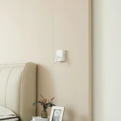 Aplique de pared LED recargable Lindby Agit, blanco, metal, regulador de