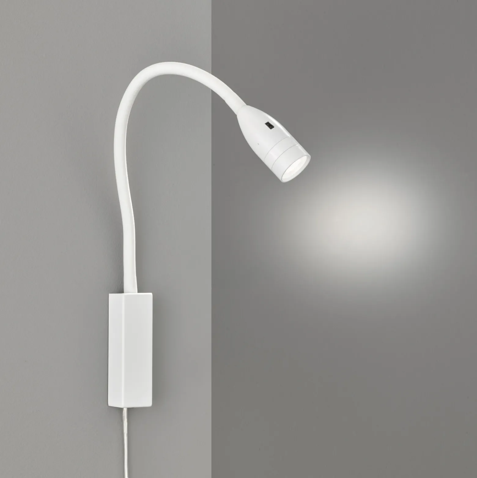 Aplique de pared LED Sten, blanco, altura 61 cm, control por gestos