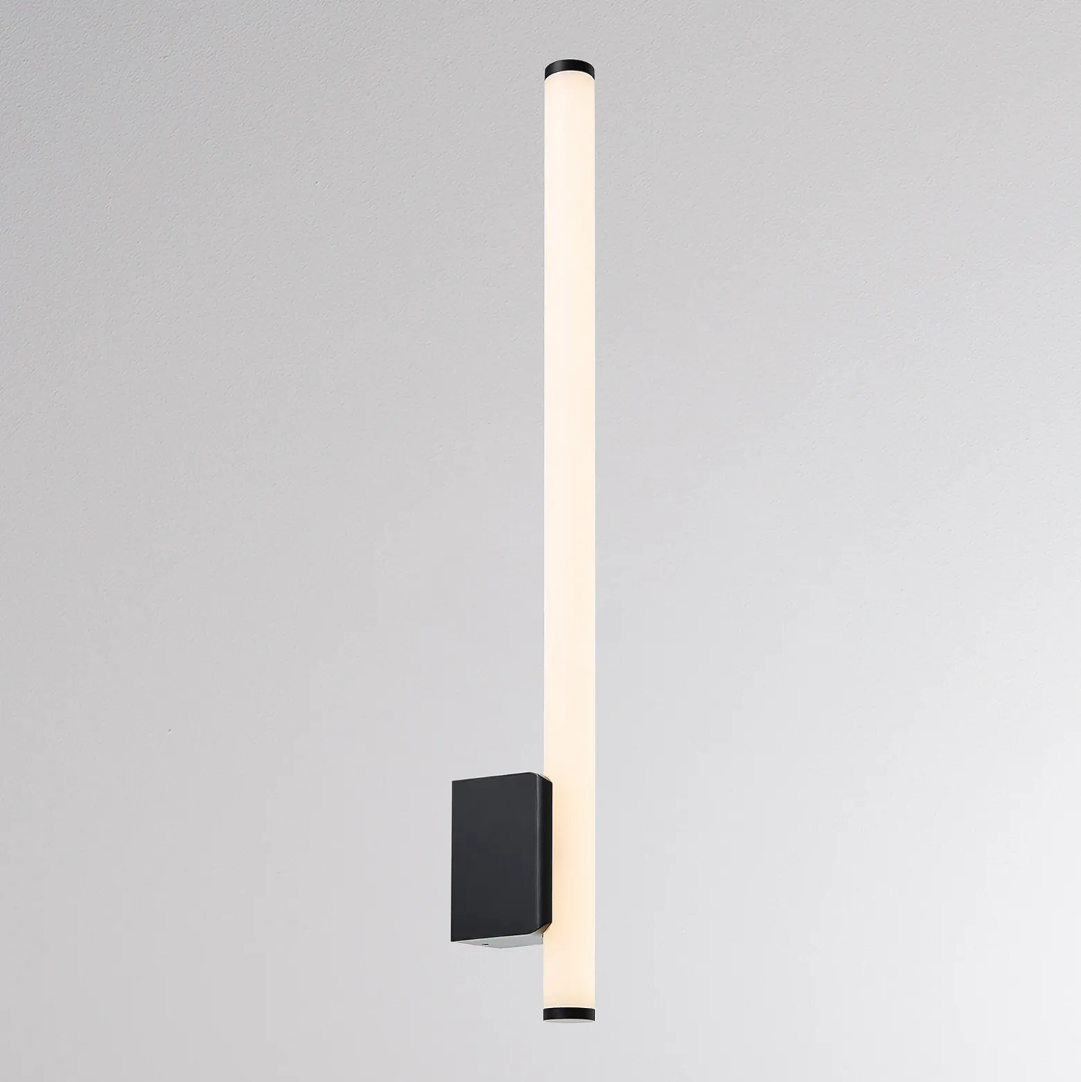 Aplique de pared LED VINA UP M, negro, altura 60 cm, IP44, CCT