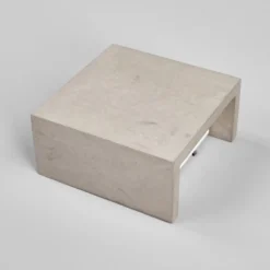 Aplique de pared LED Yva de Lindby, gris, hormigón, 13 x 13 cm, arriba/abajo