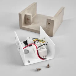Aplique de pared LED Yva de Lindby, gris, hormigón, 13 x 13 cm, arriba/abajo