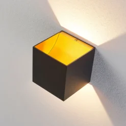 Aplique de pared LED Zuzana de Arcchio, angular, negro, 10 cm de ancho