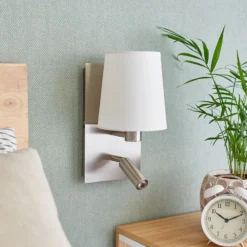 Aplique de pared Lindby Aiden, blanco, níquel, brazo de lectura LED