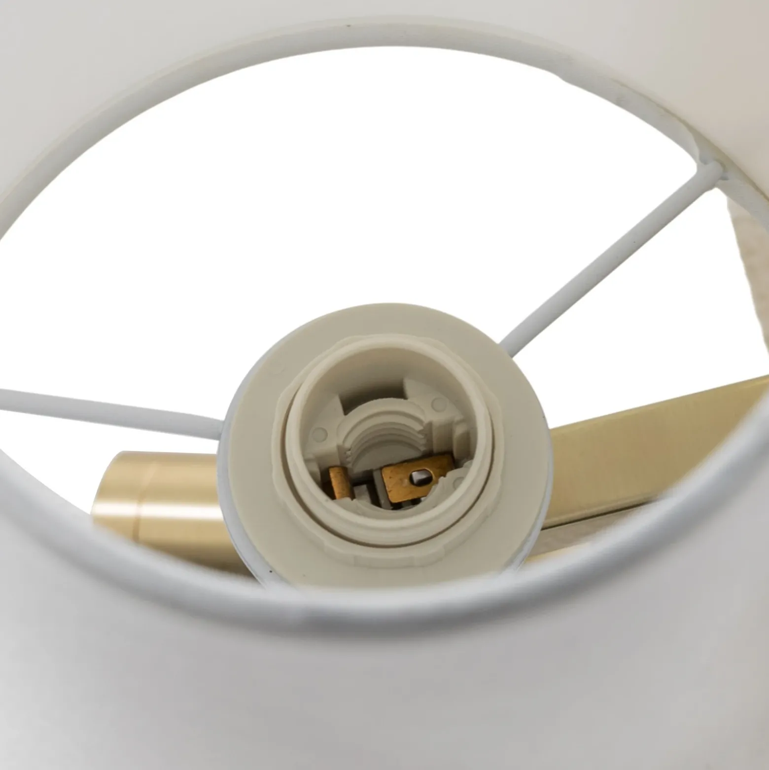 Aplique de pared Lindby Aiden, blanco, latón, brazo de lectura LED
