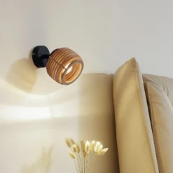 Aplique de pared Lindby Ediz, GU10, negro, madera, Ø 12,7 cm