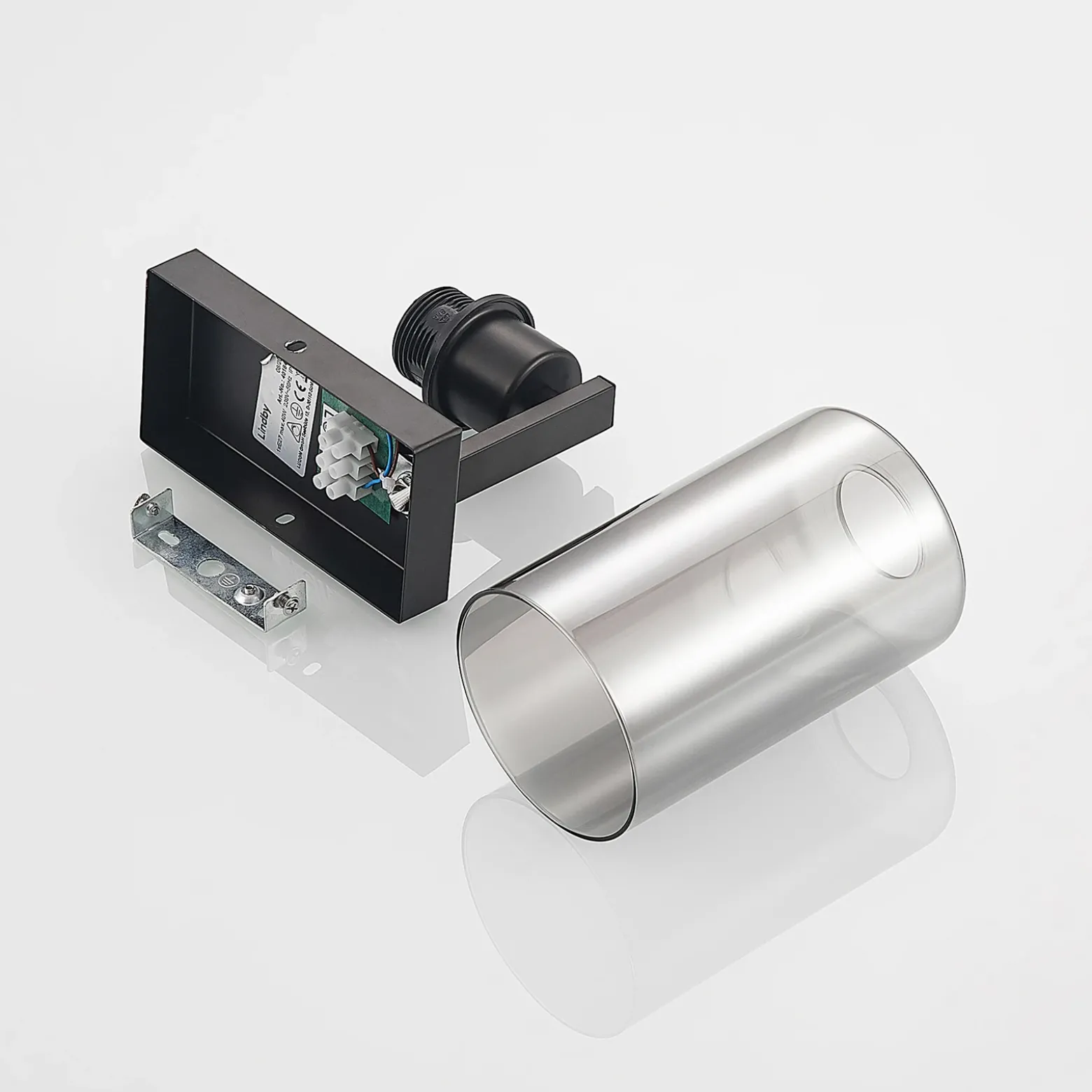 Aplique de pared Lindby Emavi, negro/gris humo, cristal, E27
