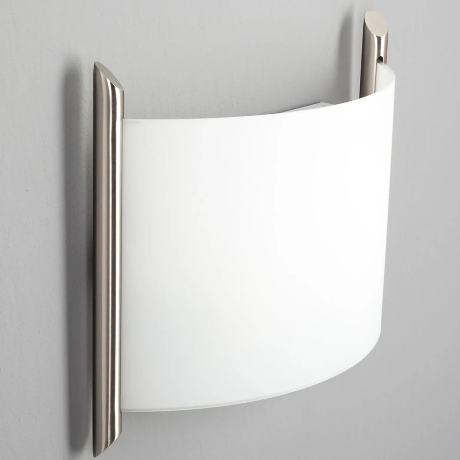 Aplique de pared Lindby Filippa, 31 cm, níquel, cristal, E27